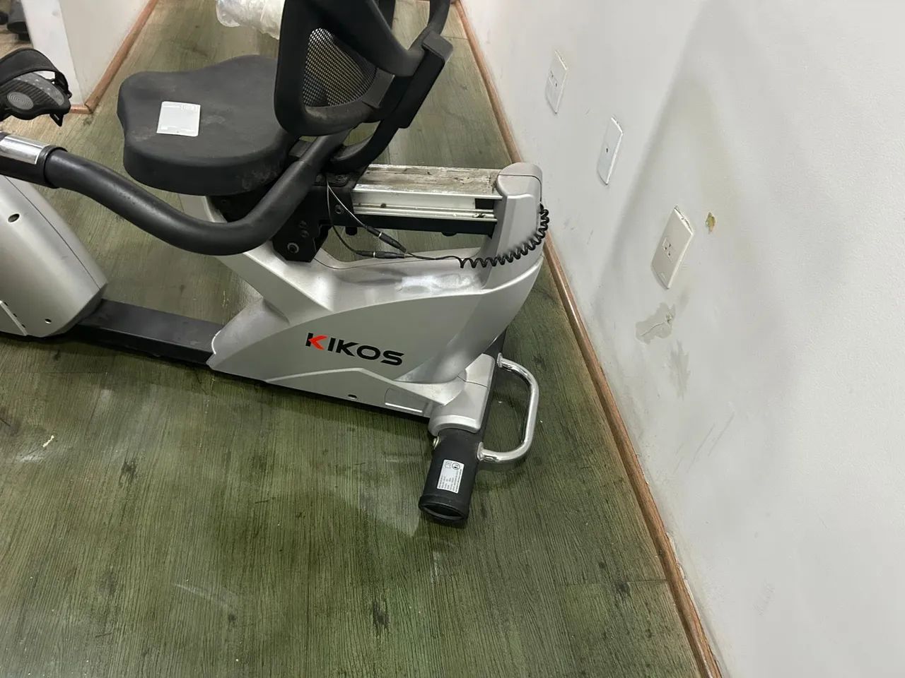 Bicicleta Ergométrica horizontal Kikos - Foto 4