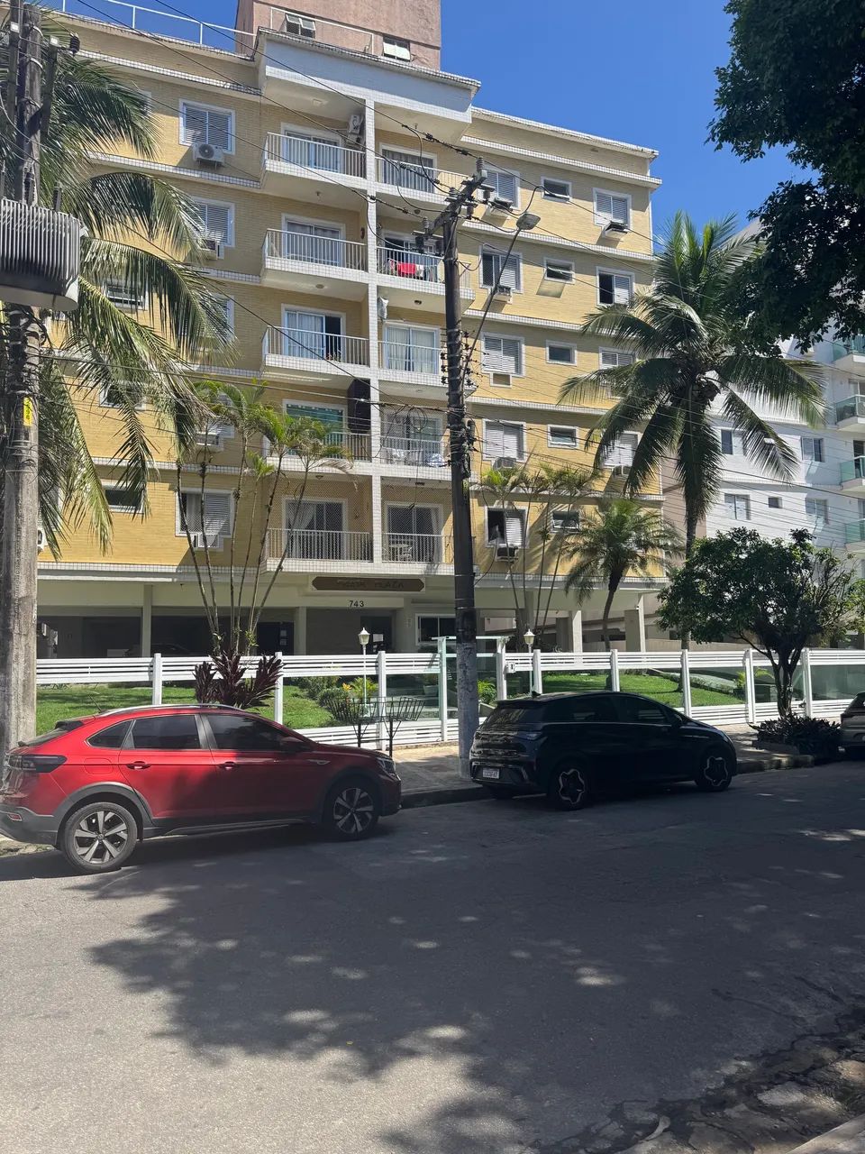Aluga apartamento para fins de semana no Guarujá praia da enseada 