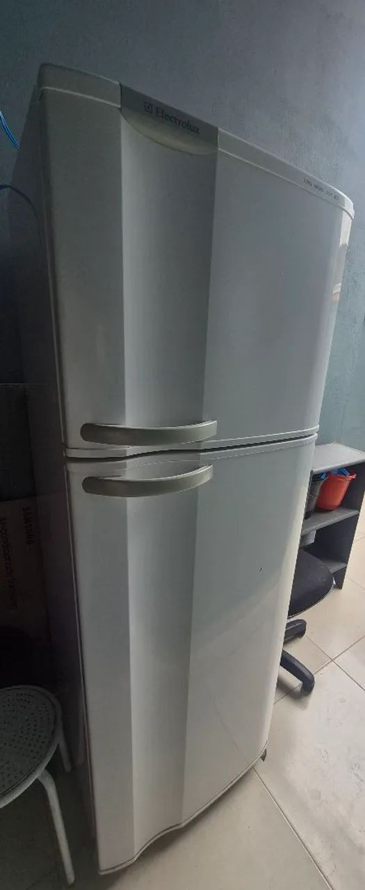 Geladeira electrolux 