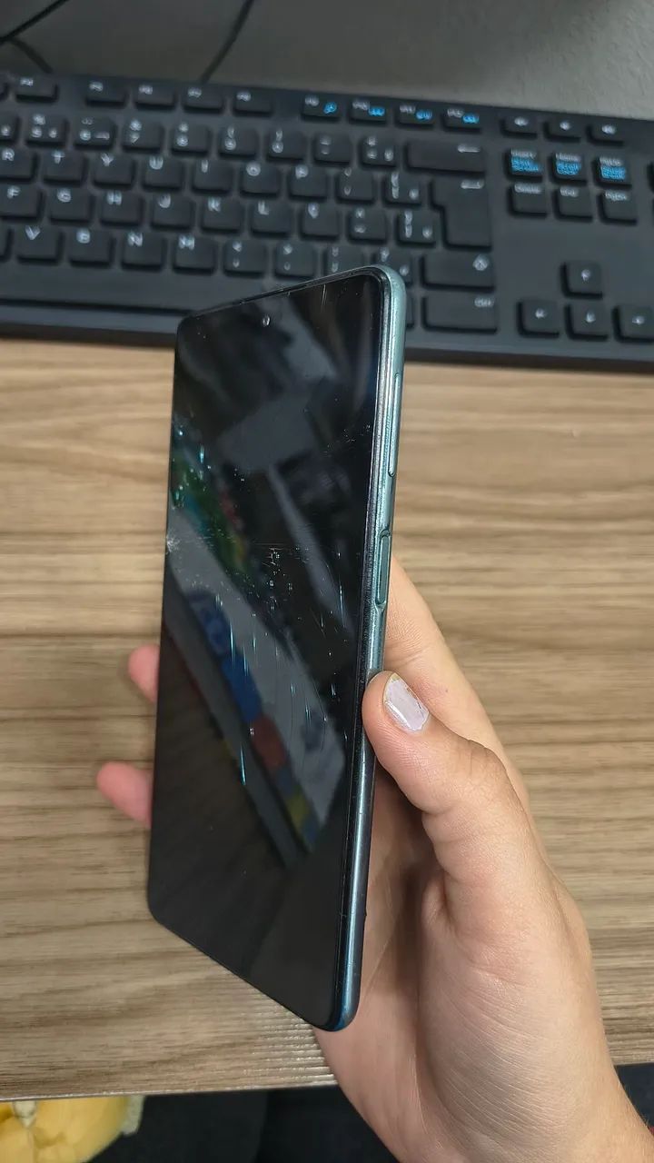 Samsung Galaxy M53 - Tela trincada - Foto 2