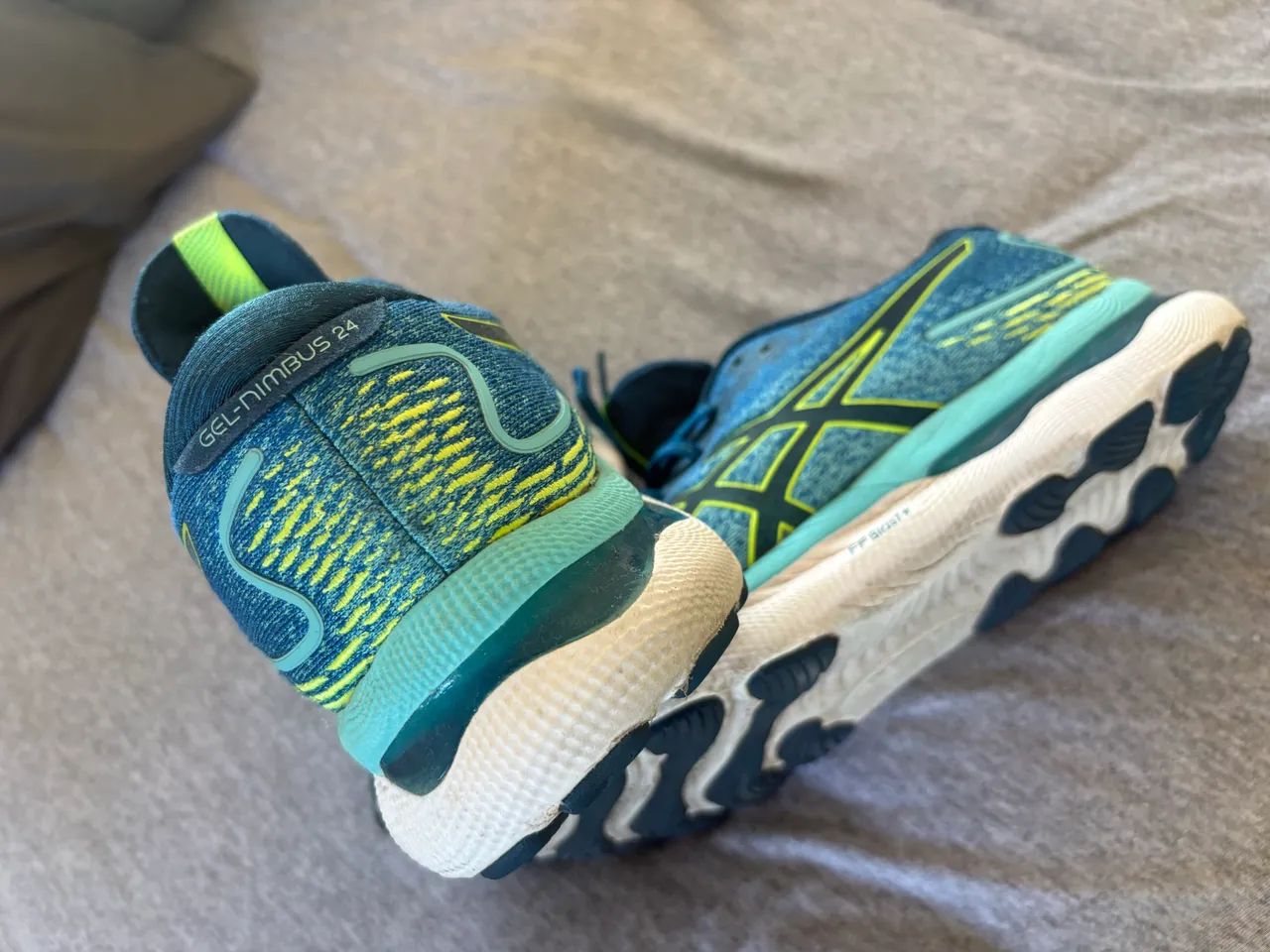 Tênis gel NIMBUS 24 - Foto 4