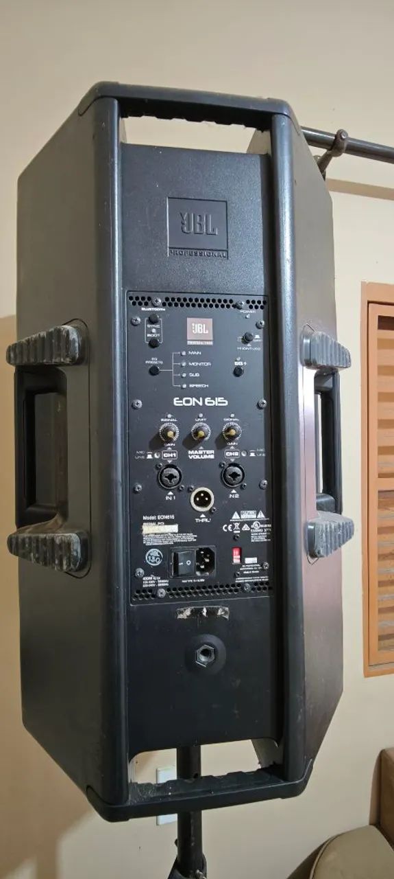 Caixa de som JBL  EON 615 - Foto 3