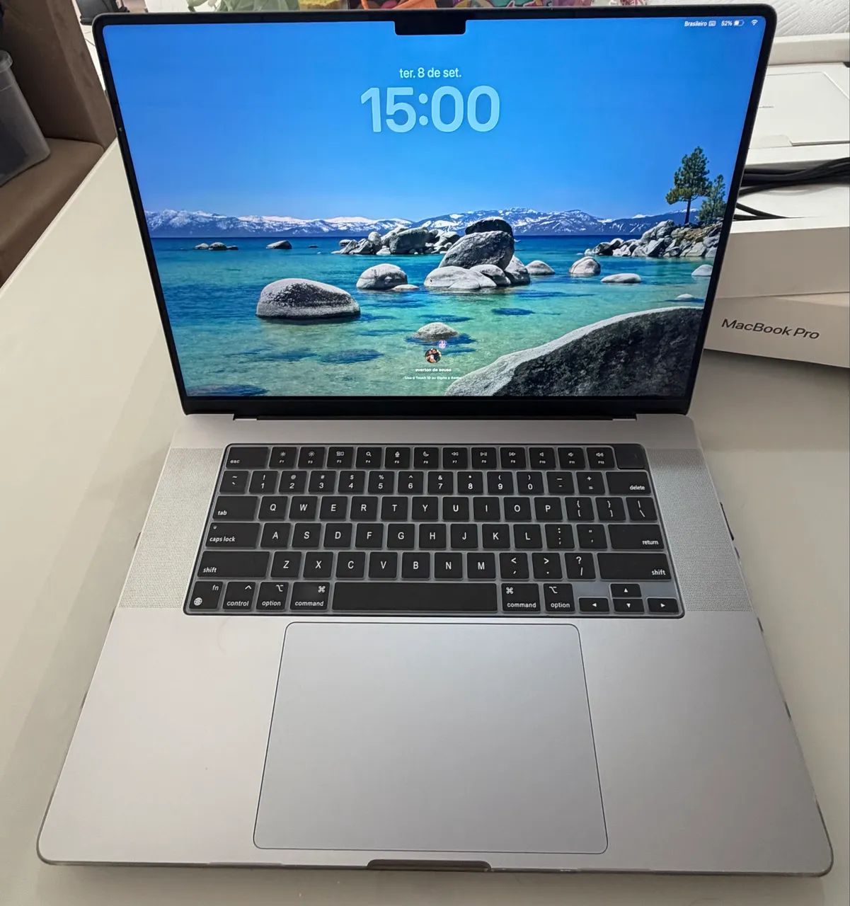 MacBook Pro 16