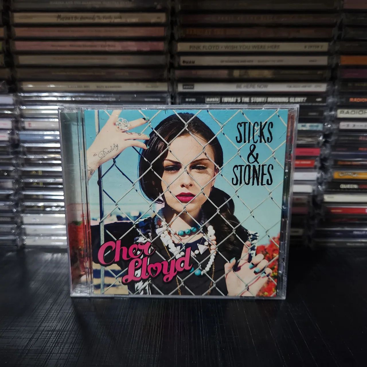 Cd cher lloyd sticks & stones