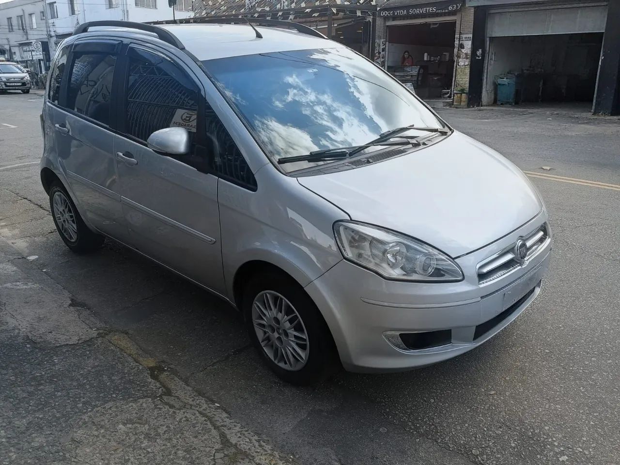 Fiat Idea Attractive 1.4 Fire Flex 8V 5P 2016 - Foto 4