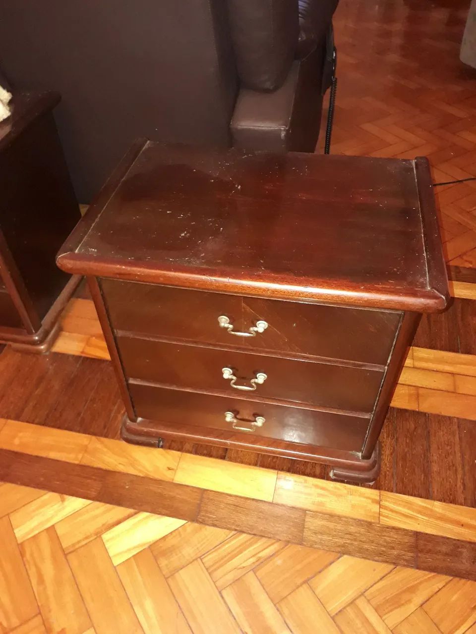 Mesinha de cabeceira 