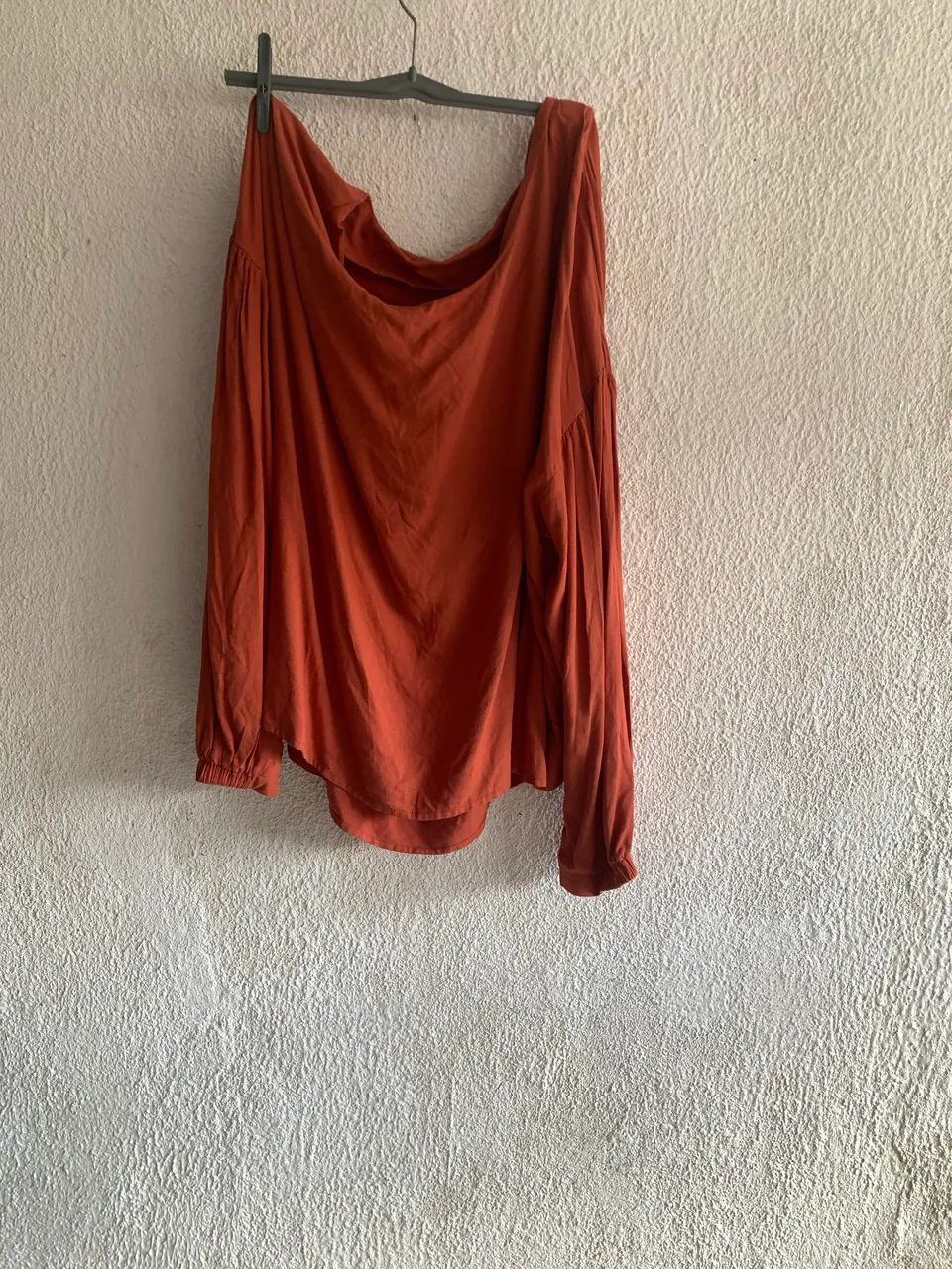 Blusa figada estilo bata tecido viscose na cor mostarda tamanho 46a 48 - Foto 2
