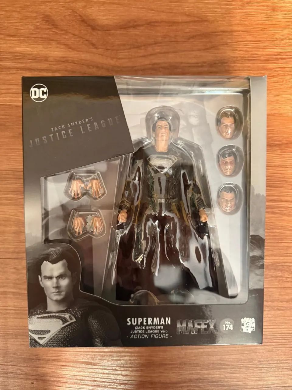 SUPERMAN mafex