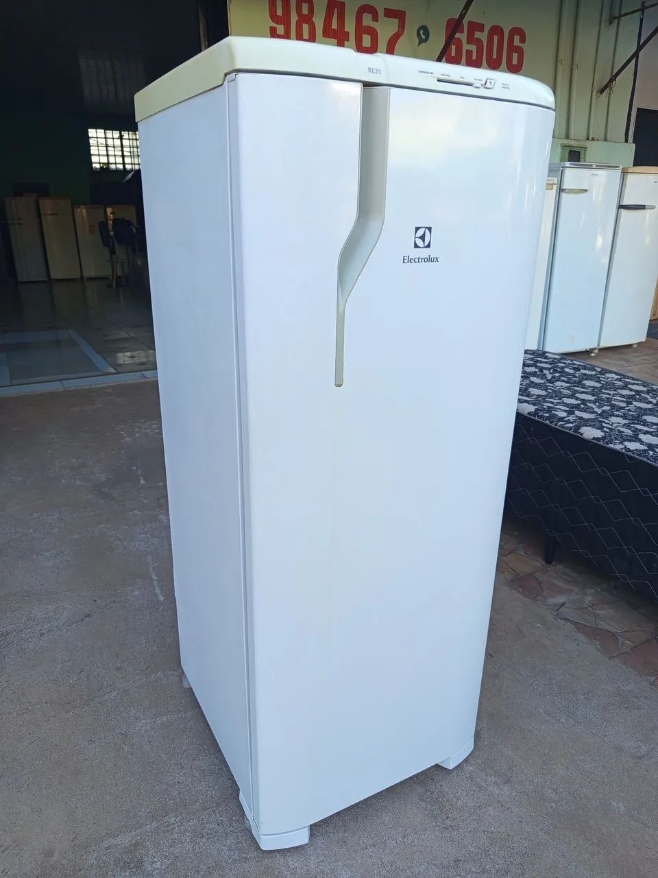Geladeira Electrolux degelo 310L - Foto 4