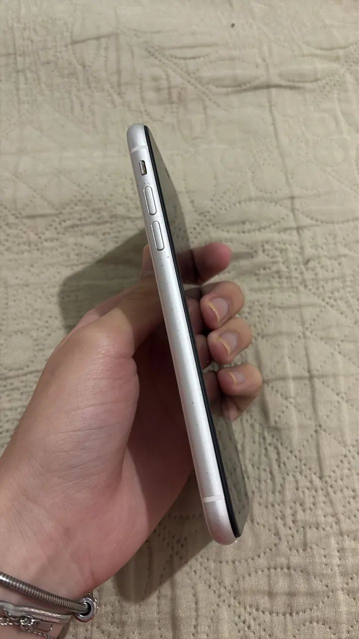 IPHONE XR 128gb Branco - Foto 4