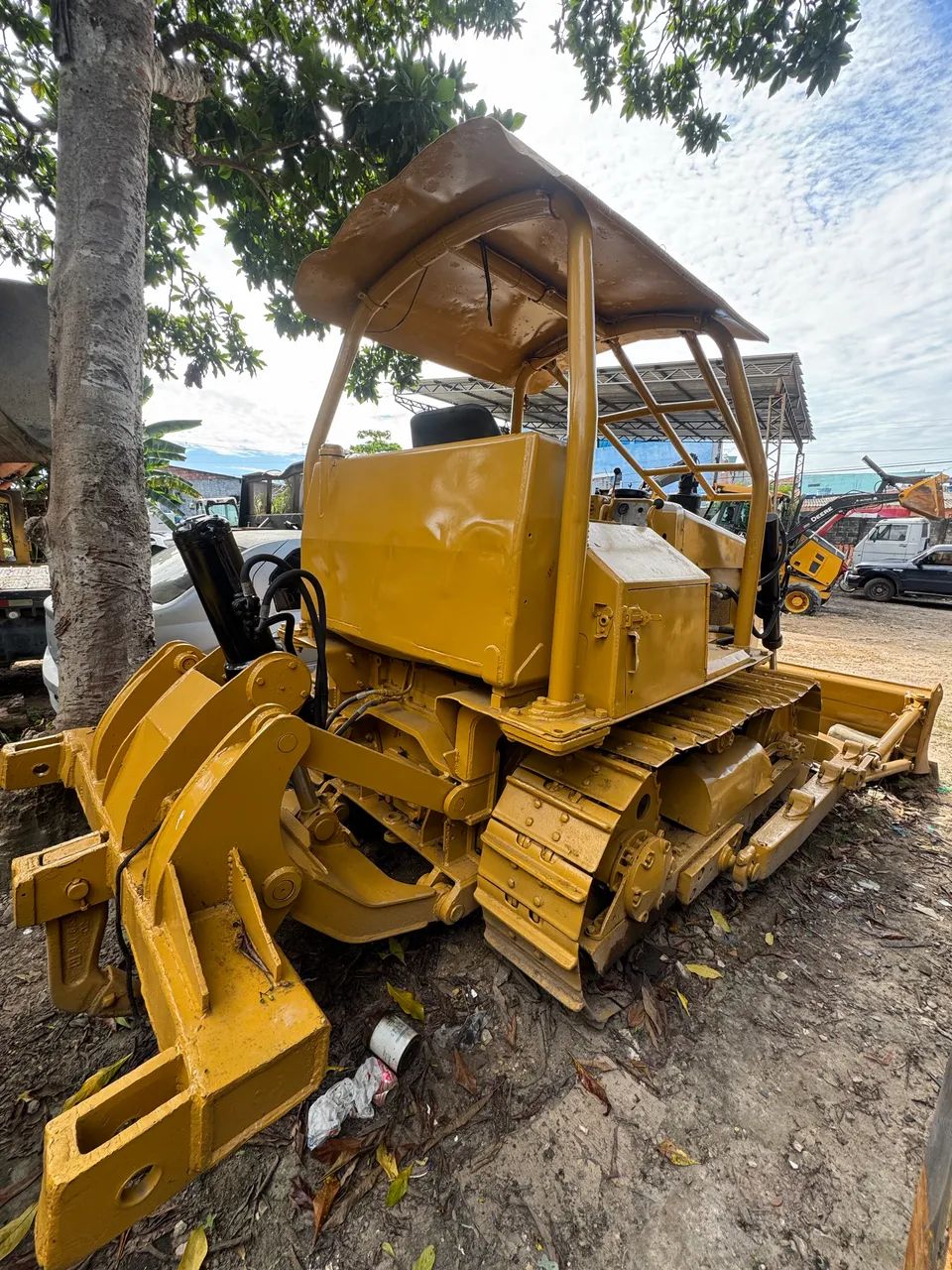 Trator de Esteira D4 - CAT — foto 2