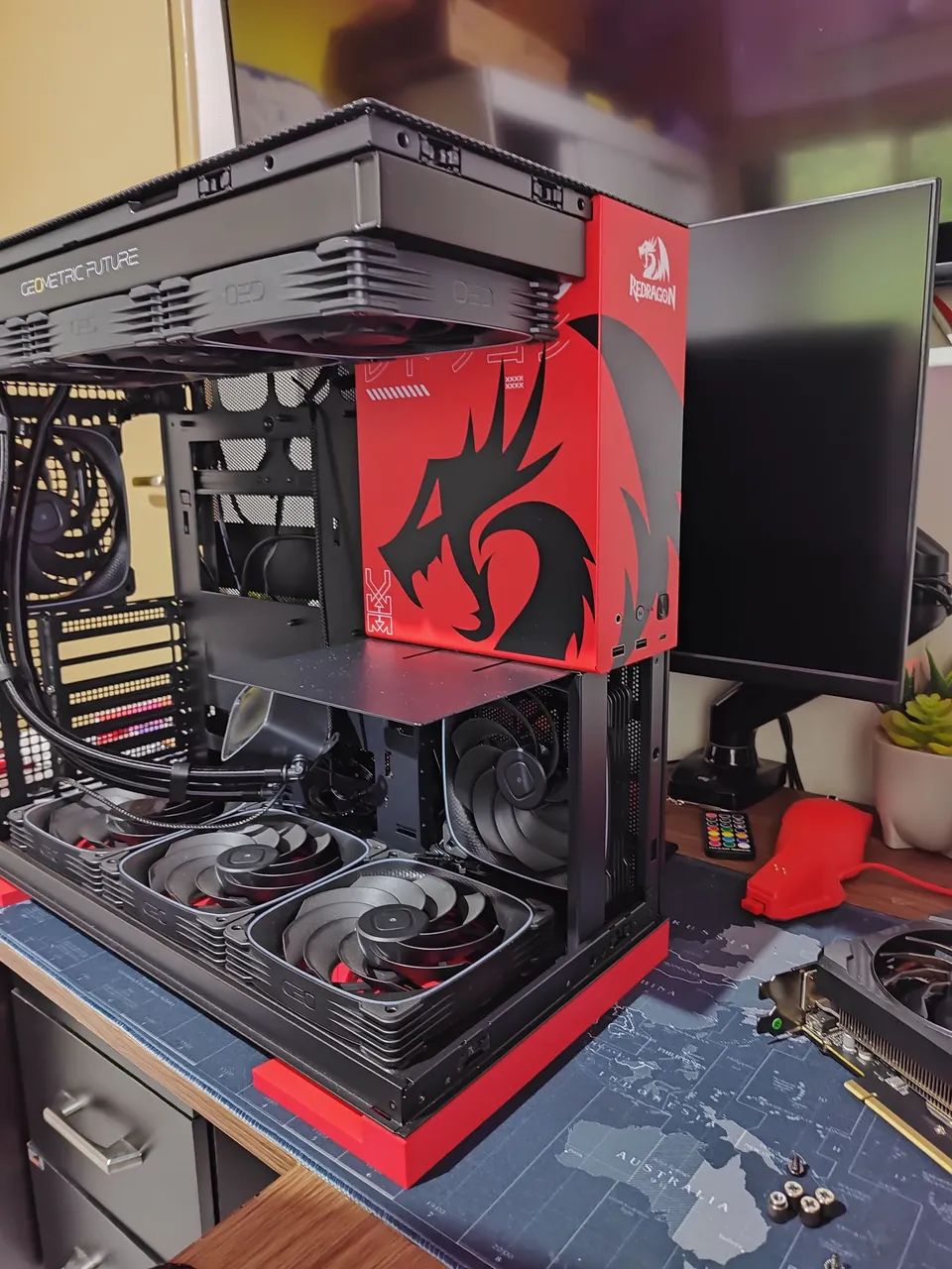 Gabinete High End Geometric Future Model 5 Redragon - Foto 5