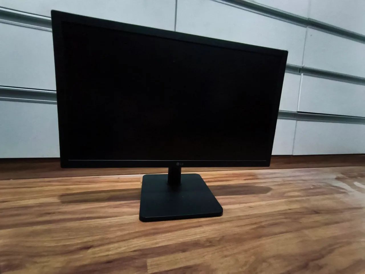 Vendo monitor LG + jogo de ps4