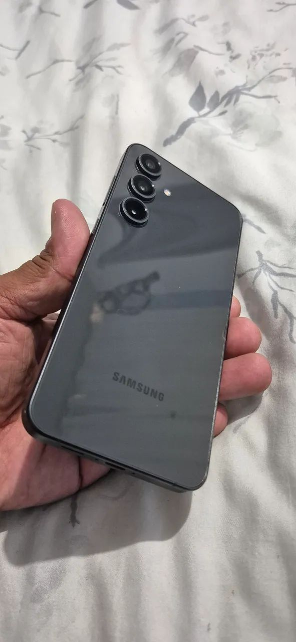 Galaxy S24 FE 128gb completo com caixa nota e carregador 