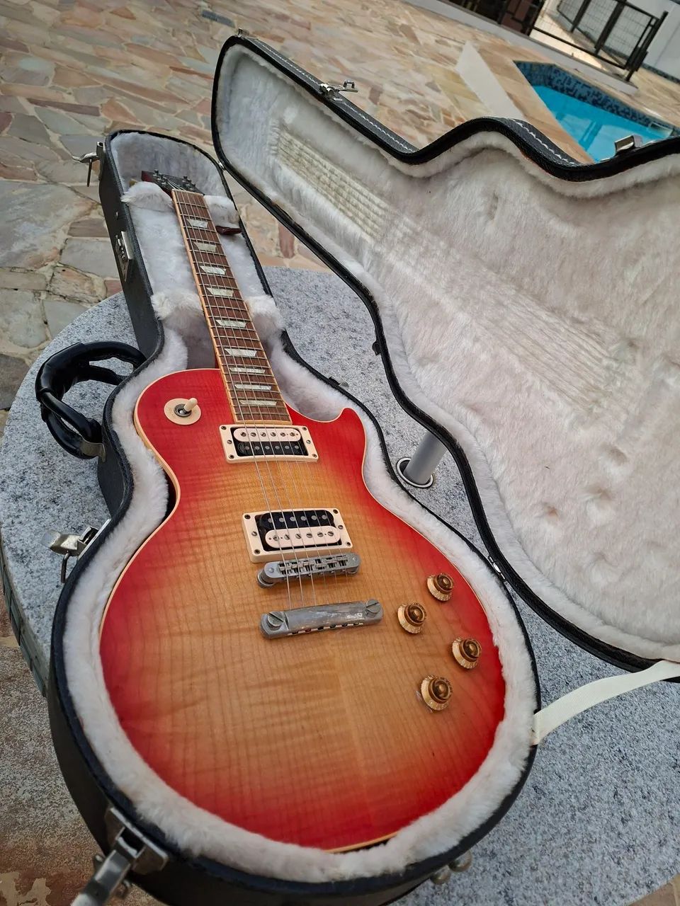 Gibson LesPaul STD Faded 60s（2005）ジャンク Gibson Les Paul Standard Faded 60s 2005 USA - Instrumentos