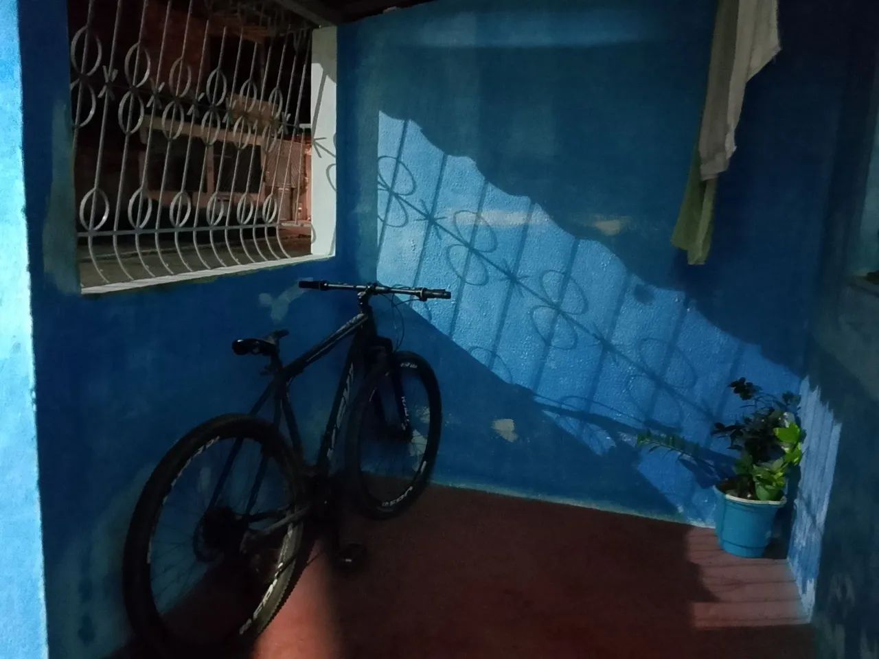 Casa média com ponto comercial  - Foto 2