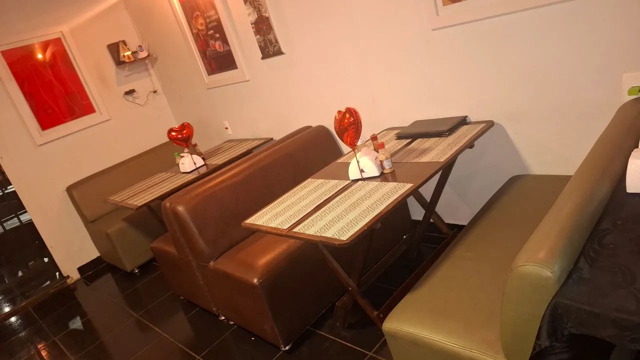 MESAS E SOFÁS 