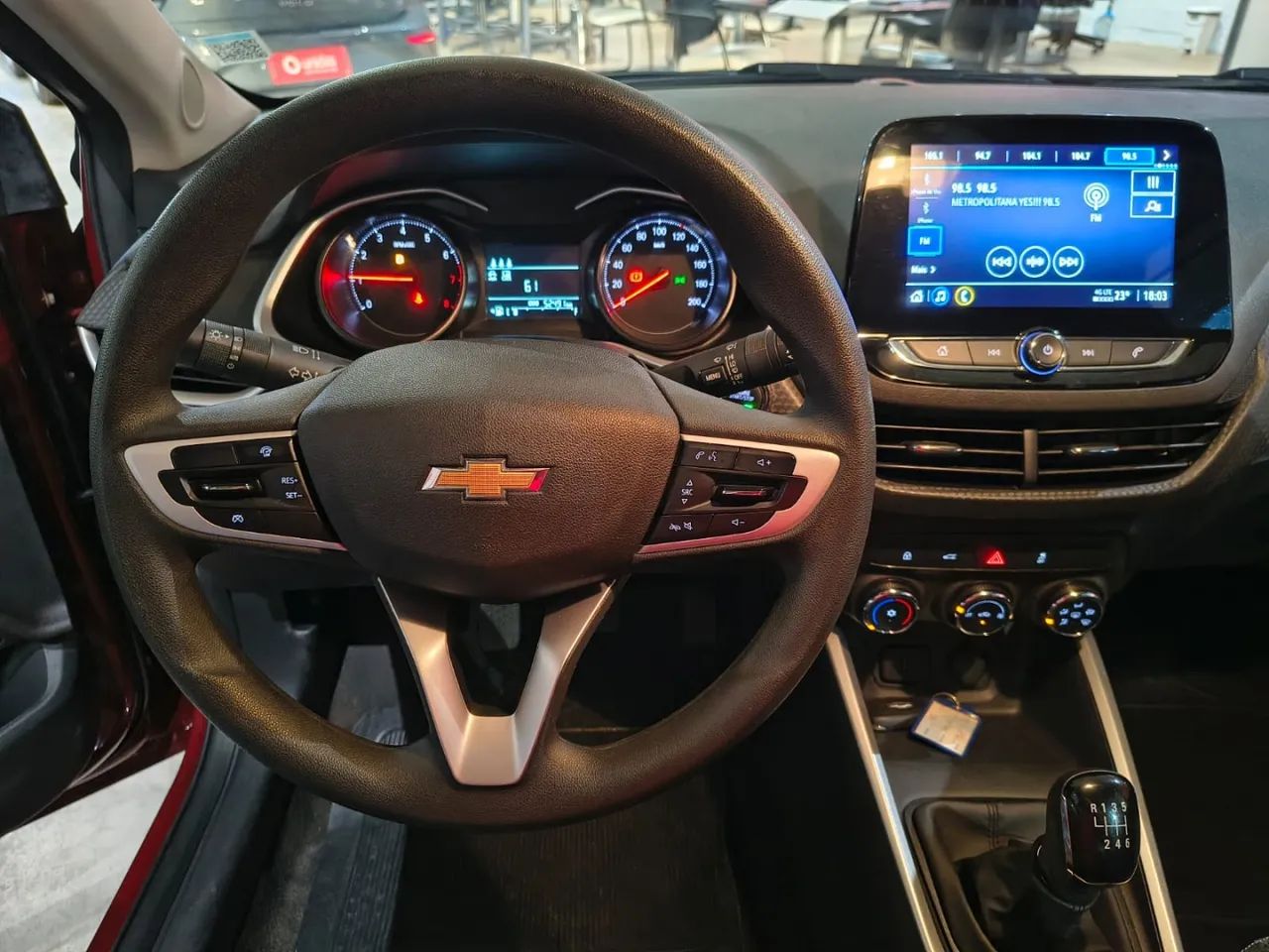 Chevrolet Onix Plus LT 1.0 12V Flex Mec. 4P, foto 11 de 15