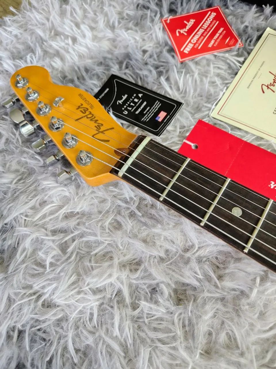 Fender American Ultra Telecaster Rosewood Fingerboard Texas Tea