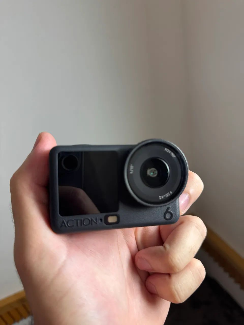 CÂMERA DE ACÃO DJI OSMO ACTION 6 - NOVA