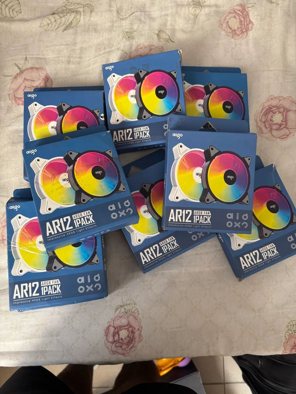 Kit 10 fans aigo ar12 com controladora