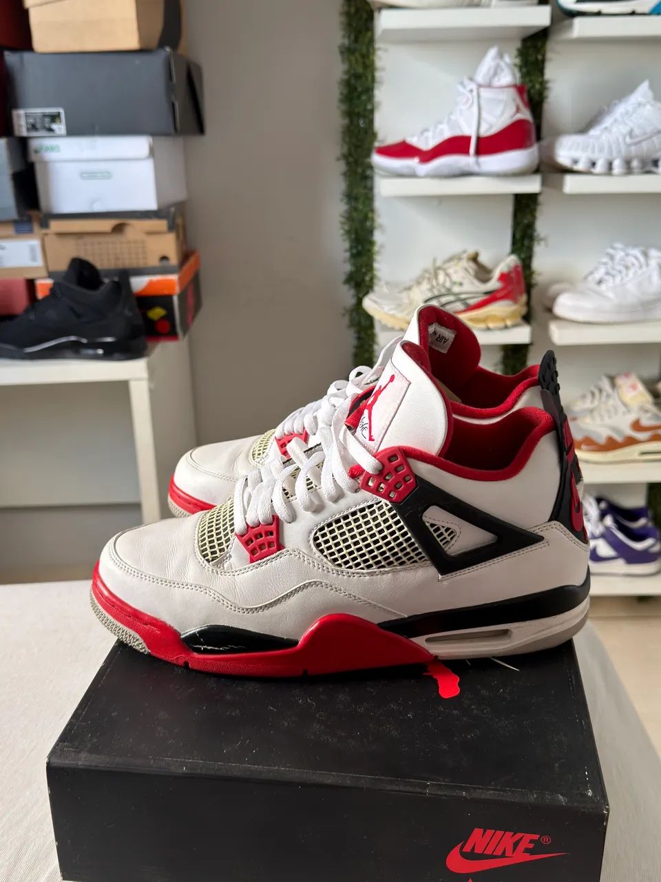 Air Jordan 4 Fire Red 44  - Foto 2