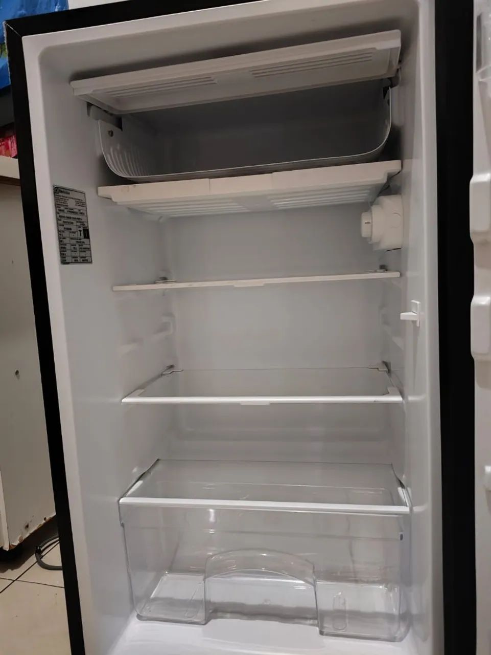 Frigobar Electrolux 90L Efficient EM90B 220V - Excelente Estado - Foto 3