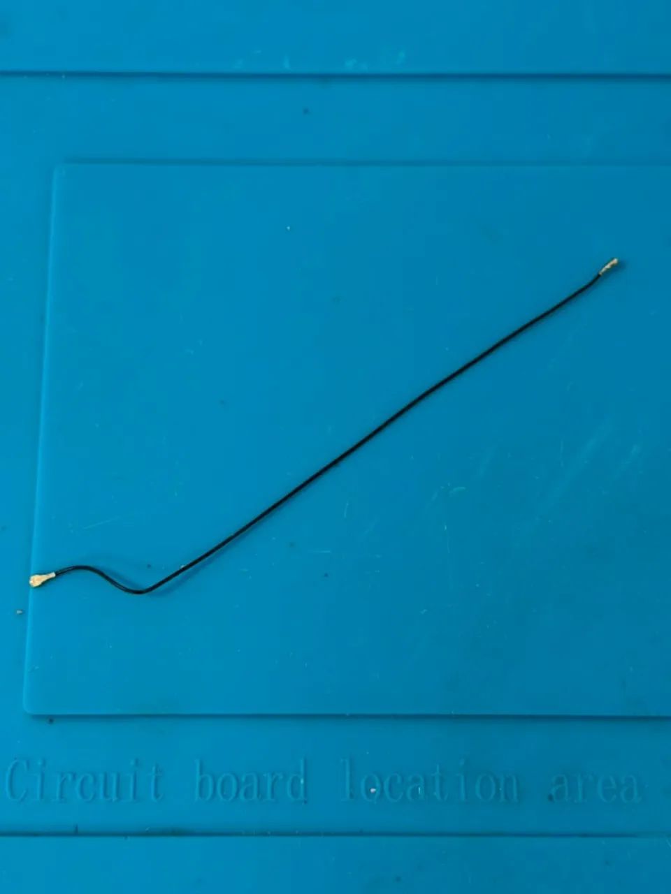 ANTENA ( CABO COG ) MOTOROLA  E13 - PEÇA ORIGINAL RETIRADA