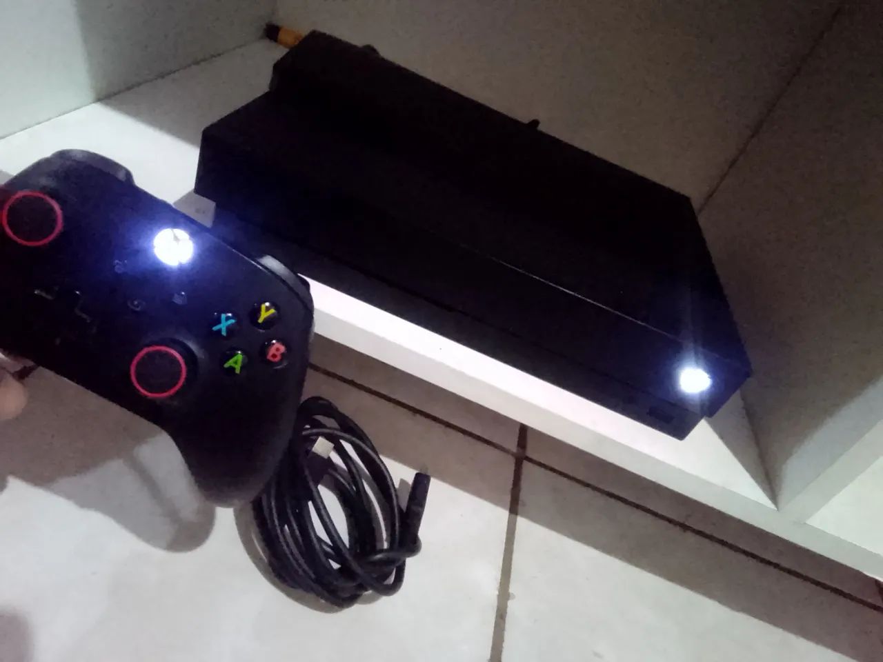Xbox one X 1300