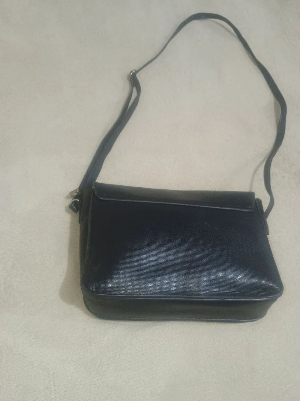 Bolsa tiracolo em bom estado preço pra vender logo  - Foto 3