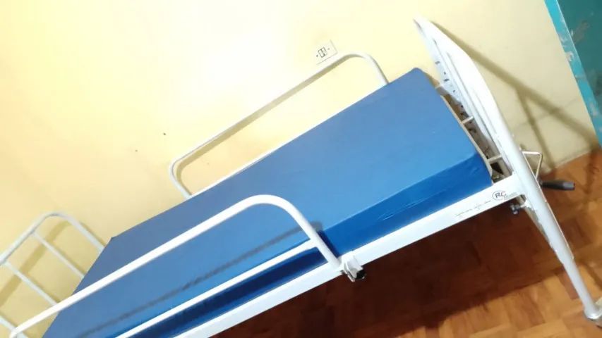 CAMA HOSPITALAR SEMI NOVA - Foto 4