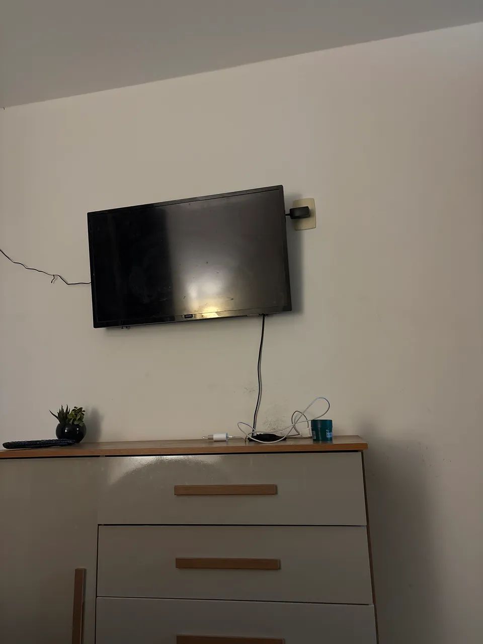 Vende-se tv Phillips 32 Polegadas 