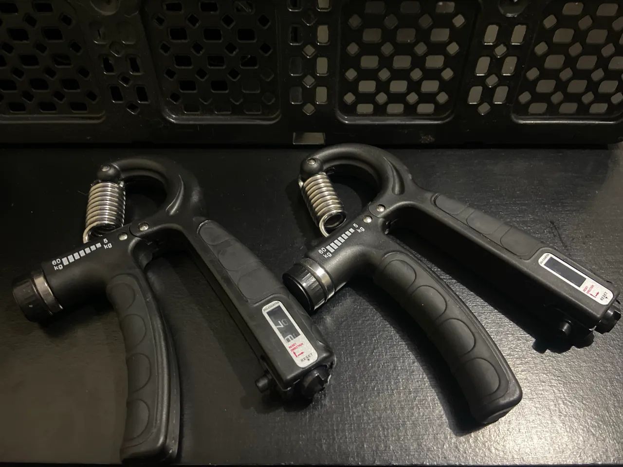 2 Hand Grip ajustável ( fortalecedor de mão e antebraço).