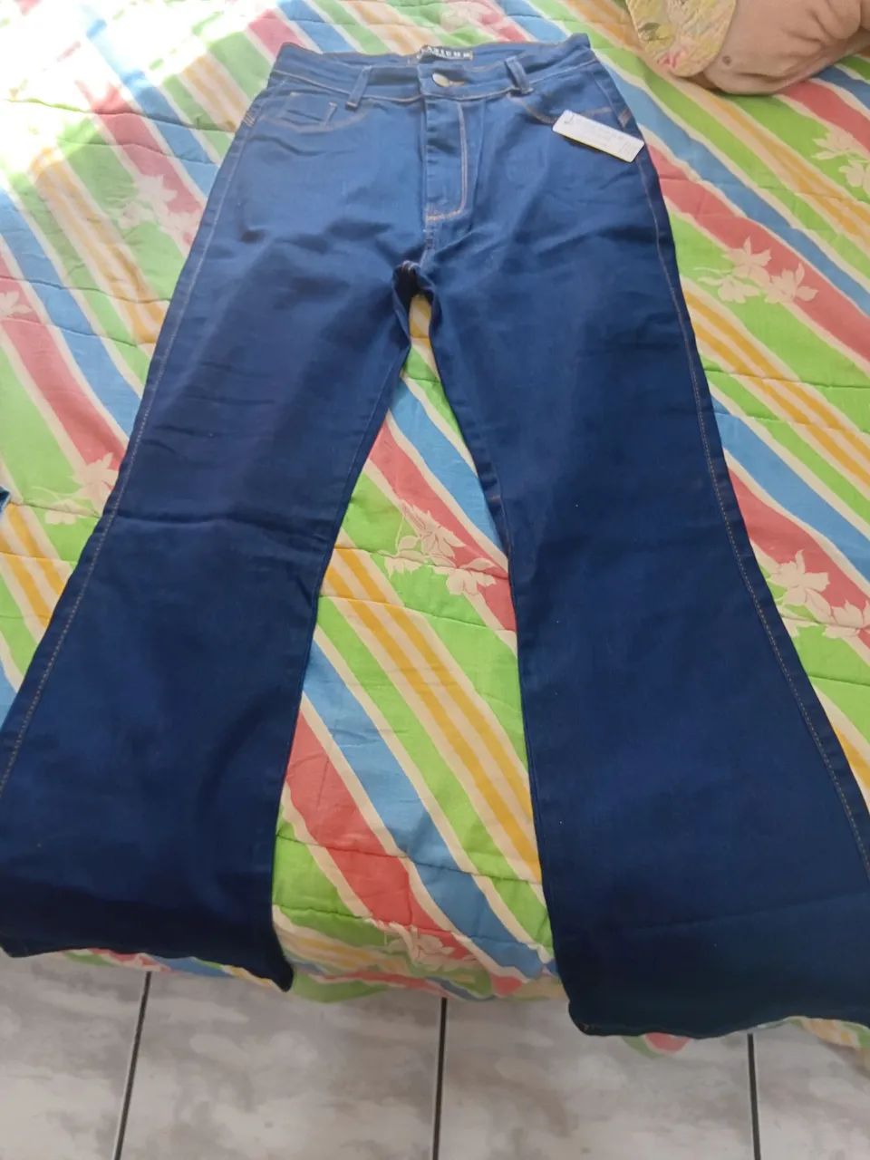 Calça jeans flear NOVA - Foto 2
