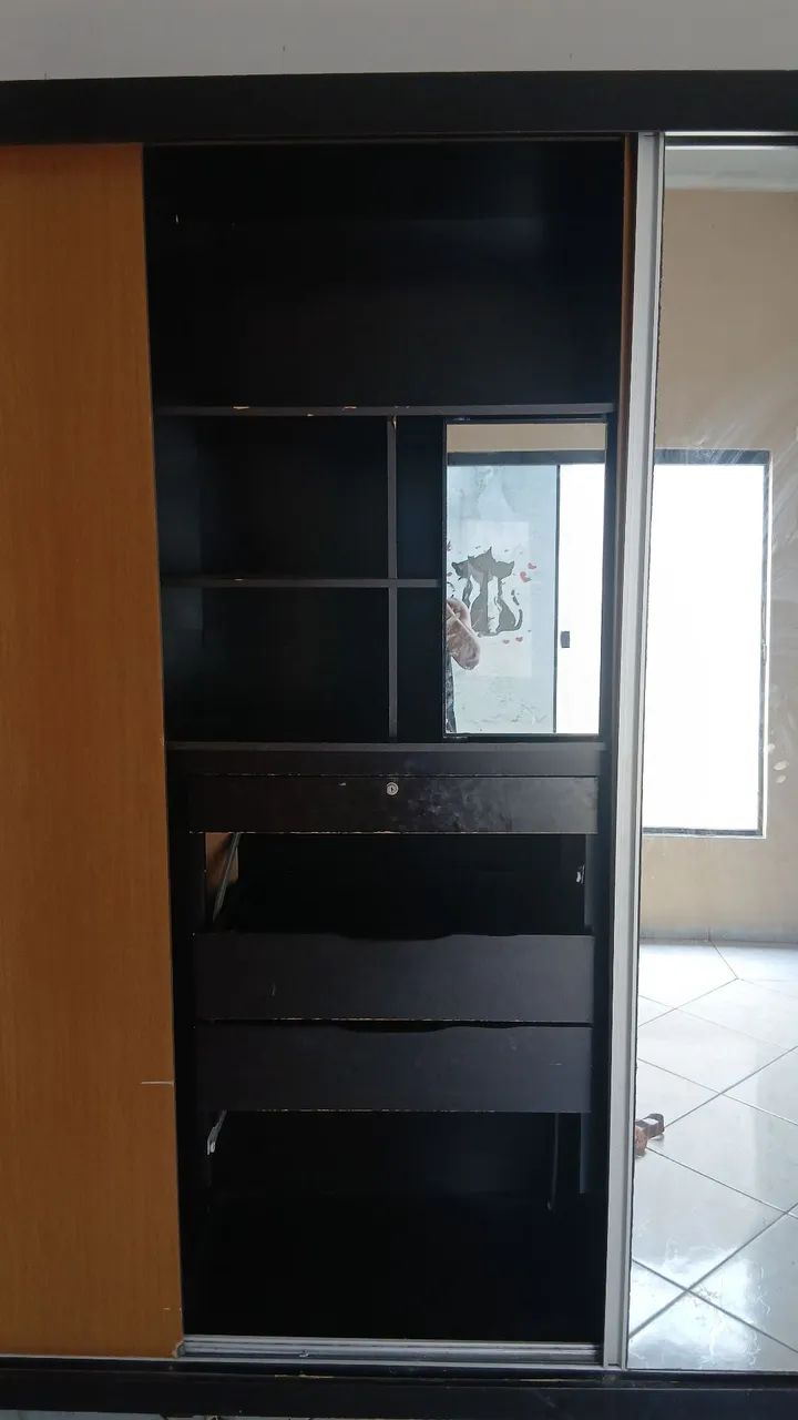 Guarda Roupa com espelho grande 2.5x3m  - Foto 2