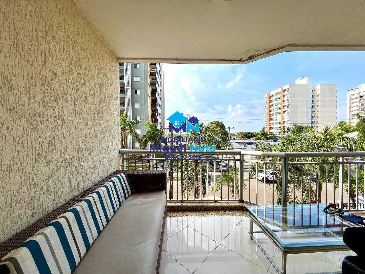 Apartamento À Venda no Bairro Olaria - Foto 2