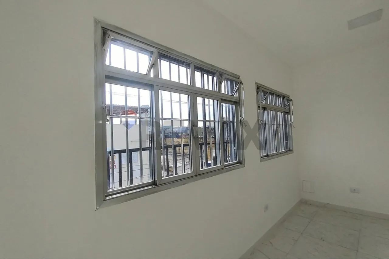 Sala Comercial Reformada próx. à praça 8 de Dezembro- Taboão- Guarulhos- SP- 30m² - Foto 3