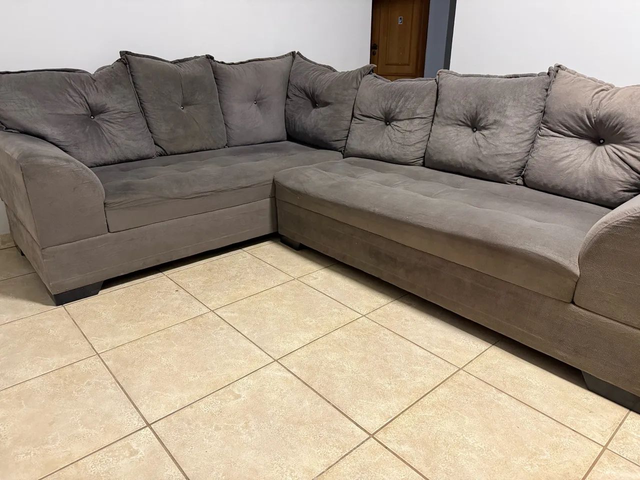 Sofá de canto Cinza bem conservado  - Foto 4