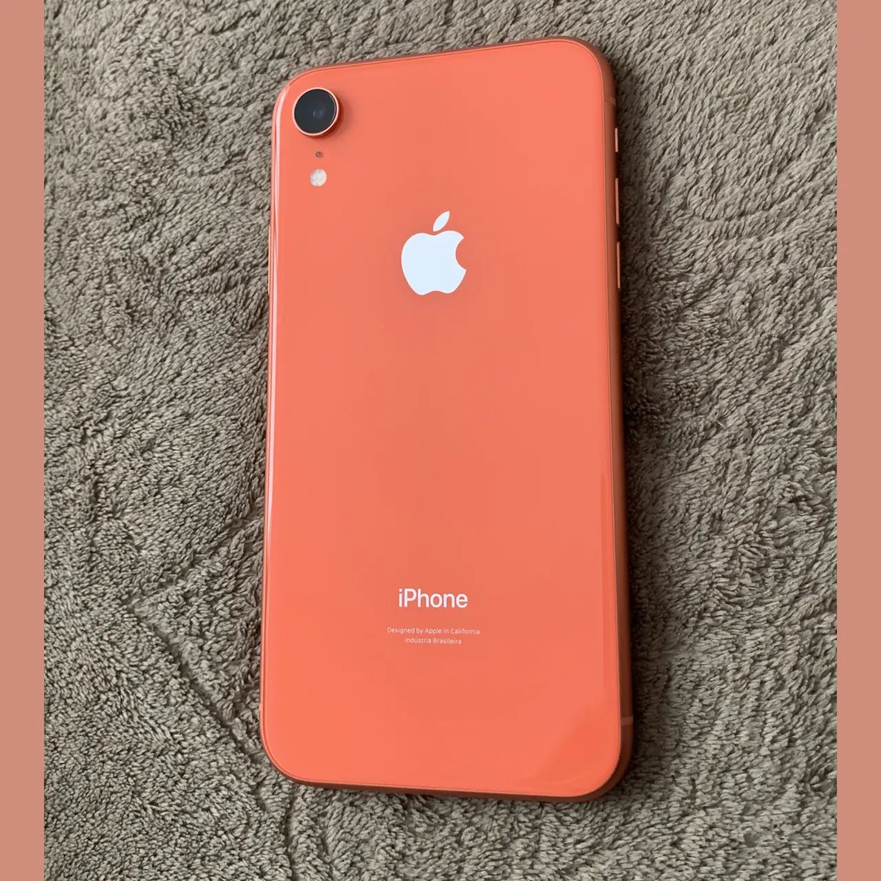 iPhone XR 128GB Coral - Muito Conservado + Caixa Original