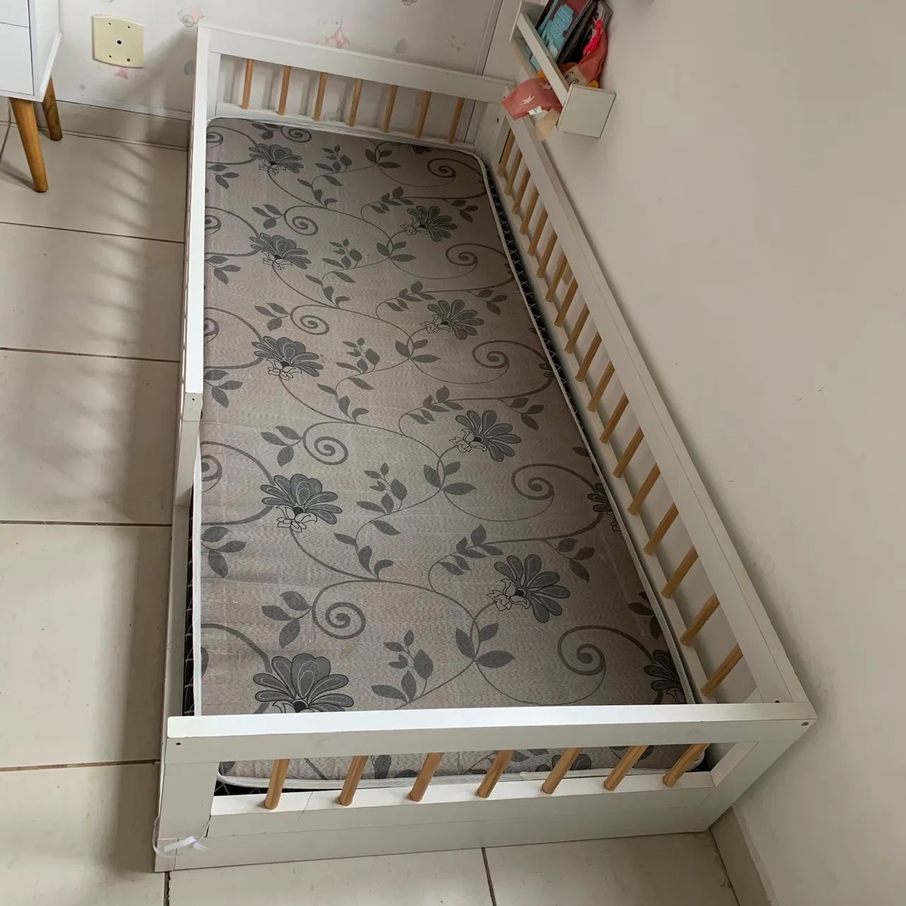 Cama montessori solteiro com colchão  - Foto 2