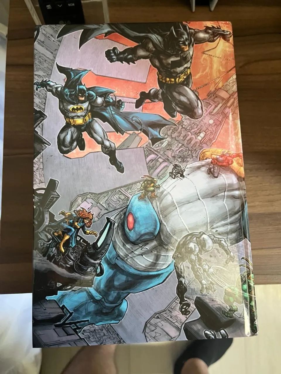 Batman/Teenage Mutant Ninja Turtles Omnibus - Versão em Inglês