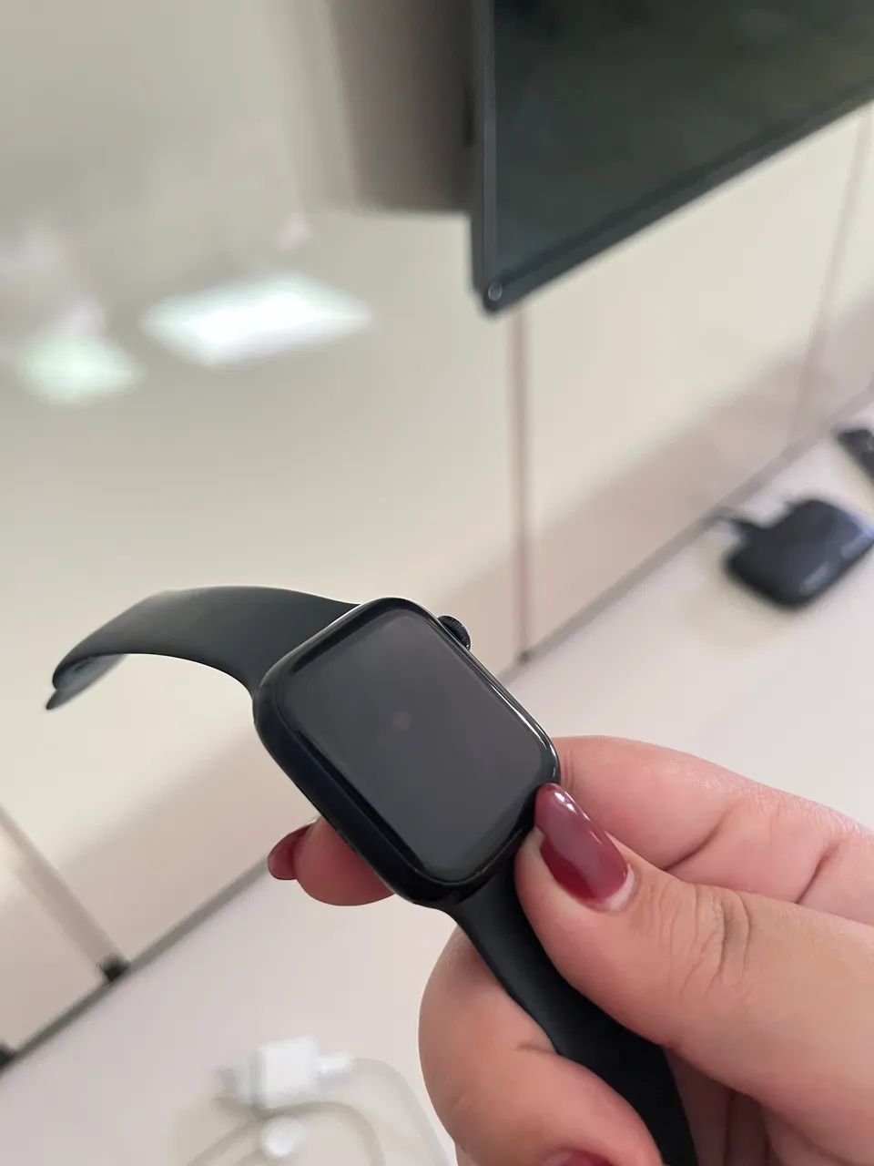 Apple Watch Series 7 GPS / 41mm / Preto - Foto 4