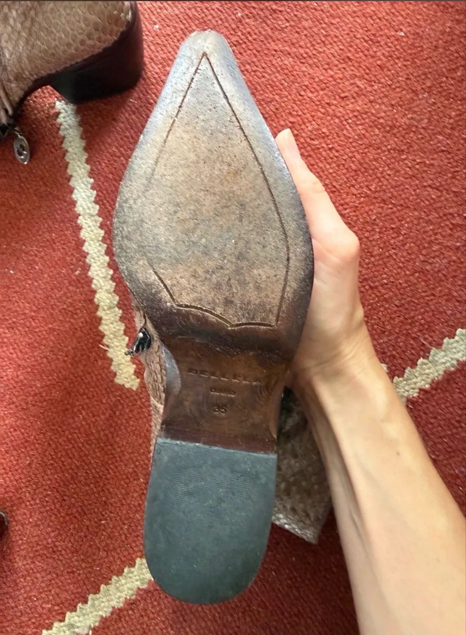 BOTA DELLELA PYTHON ORIGINAL BEGE TAMANHO 35 - Foto 5