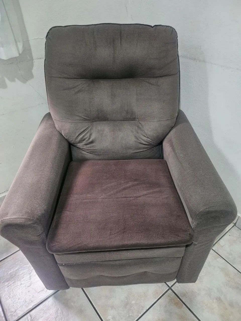 Poltrona reclinavel, 3 posições, usada  - Foto 3