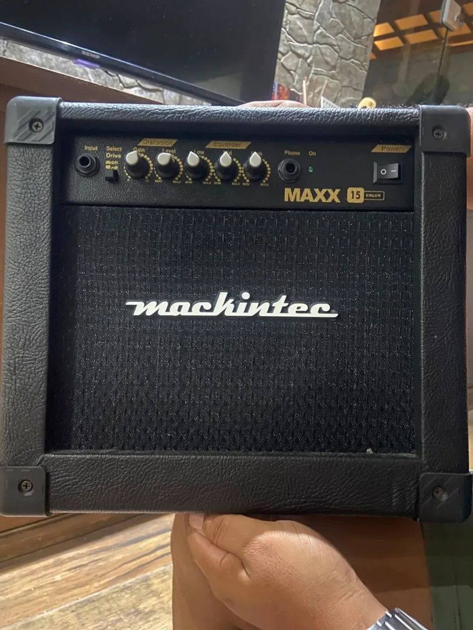 Caixa amplificadora - mackintech