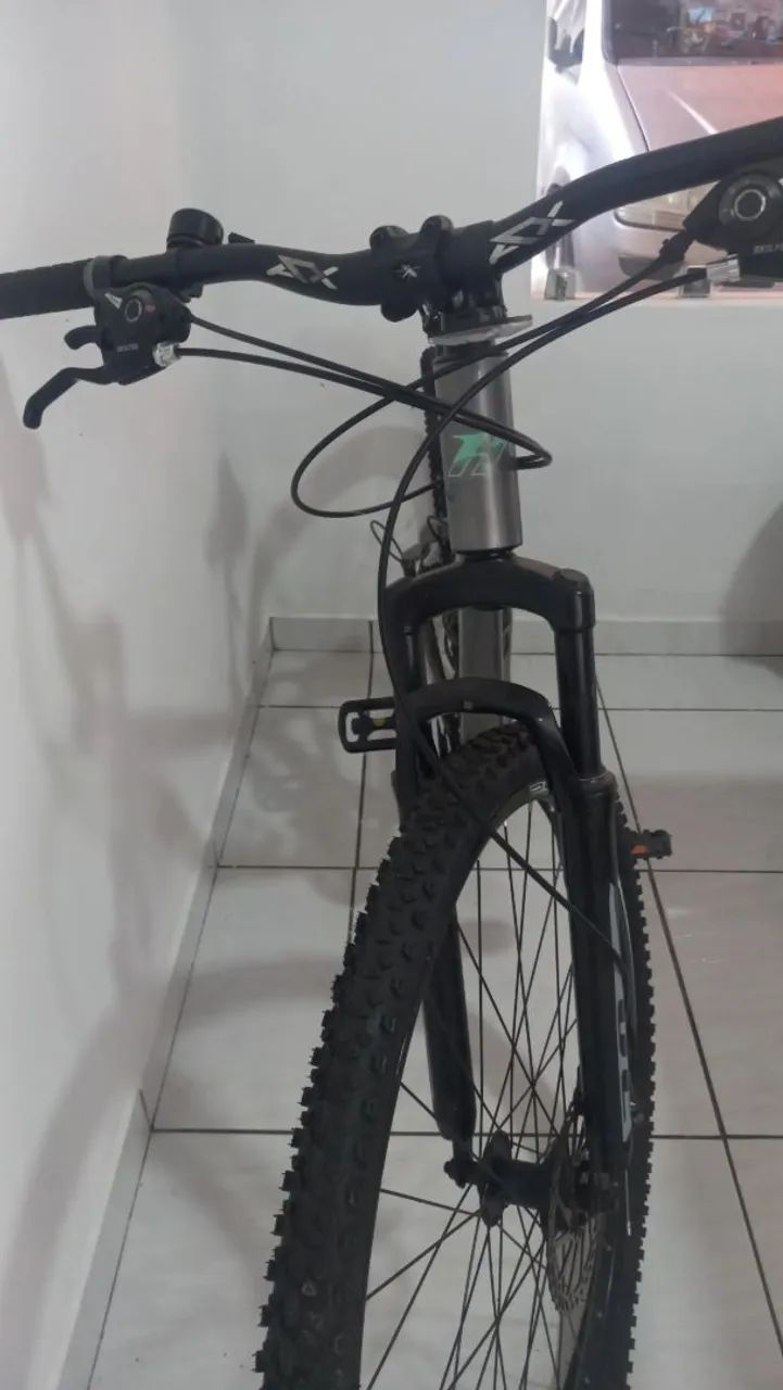 Vende bicicleta  usada apenas 3 vezes - Foto 5