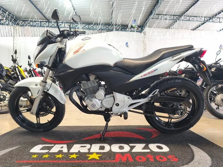 HONDA CB 300R ABS 2012 BRANCA