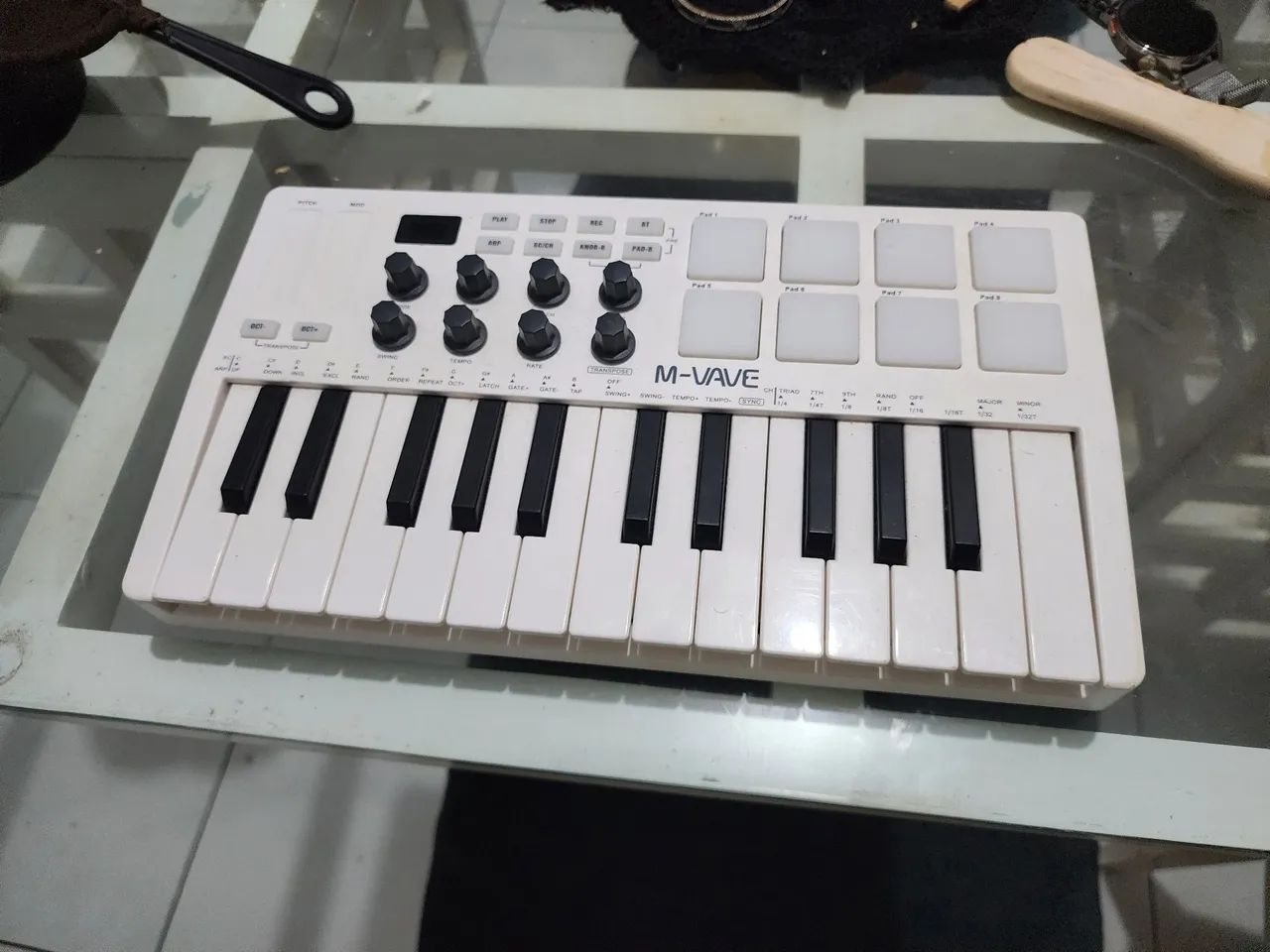 Controlador MIDI m-vave smk 25415986155018014721