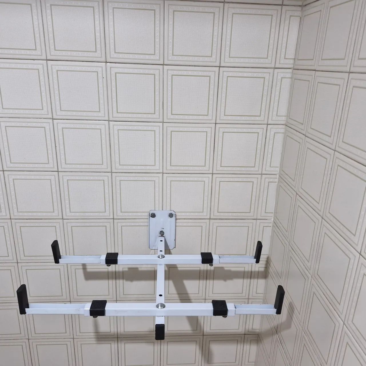 Suporte multiuso  flexível. 