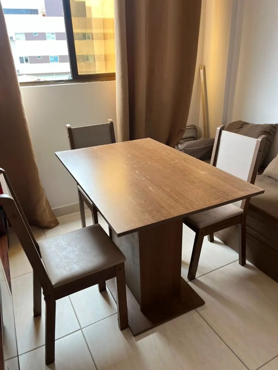 Mesa 4 lugares